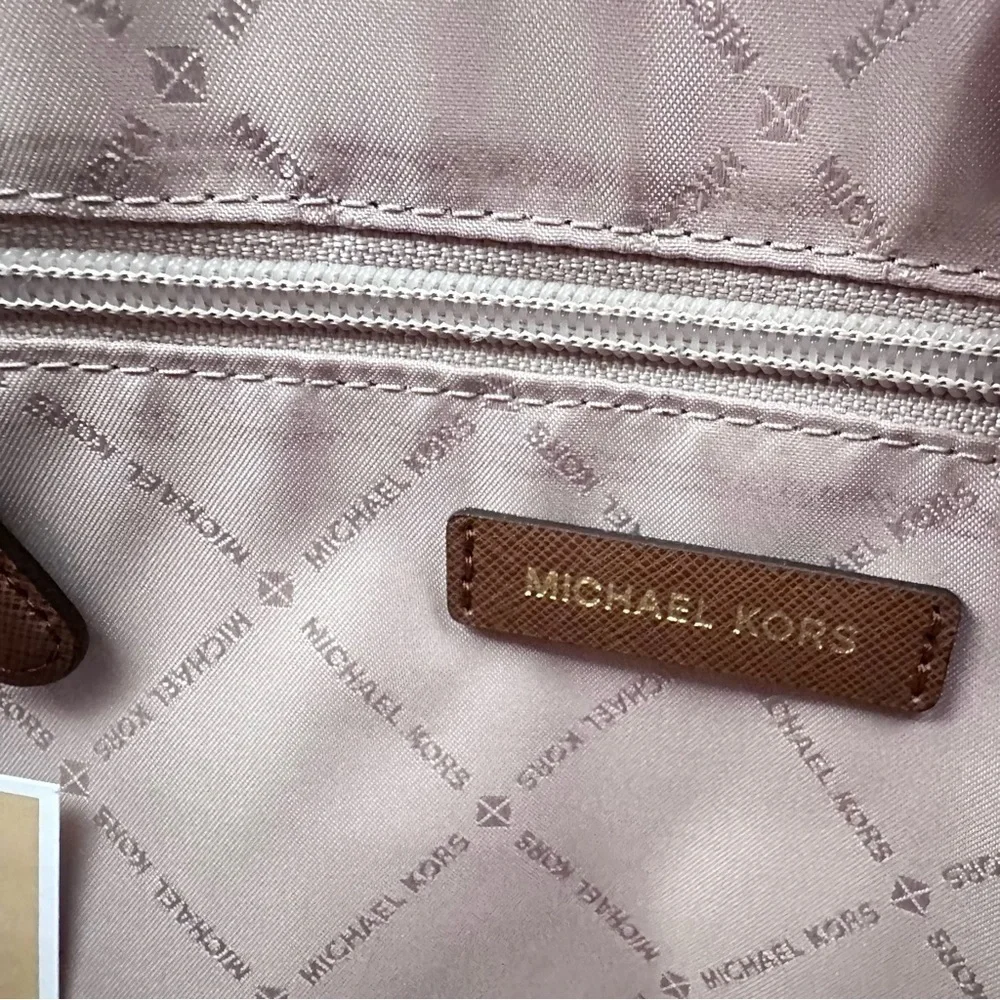New Michael Kors Maddie Signature Tote Carryall Bag in Vanilla